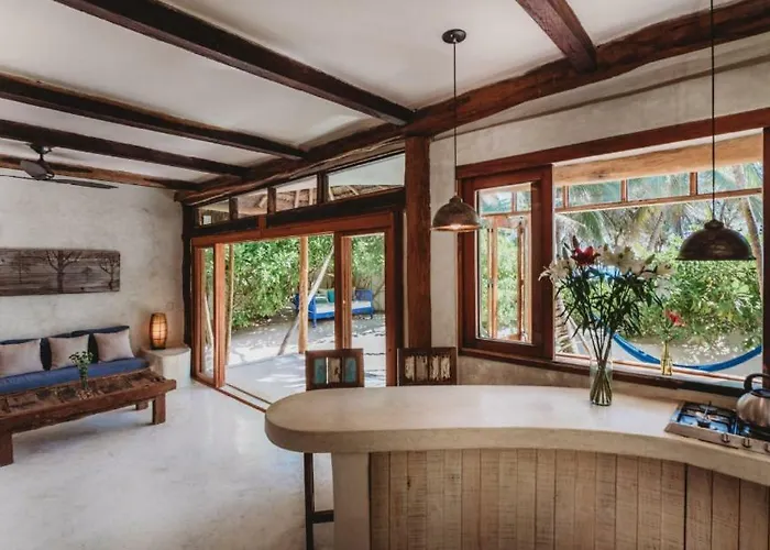 Palms House